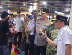 Tinjau Pospam Idul Fitri Pelabuhan Panglima Utar Kumai, Kapolda Kalteng Pastikan Mudik Aman Keluarga Bahagia