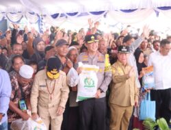 Wujud Kepedulian, Forkopimda Kalteng Salurkan Bantuan Presiden RI untuk Warga Kotim