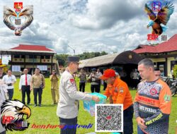 Kunker di Polres Bartim, Wakapolda Kalteng Cek Kesiapsiagaan Dalmas dan Karhutla hingga Salurkan Bansos untuk Relawan