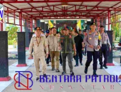 Kapolda Kalteng Dampingi Menko Polkam Tinjau Penanganan Karhutla di Tumbang Nusa